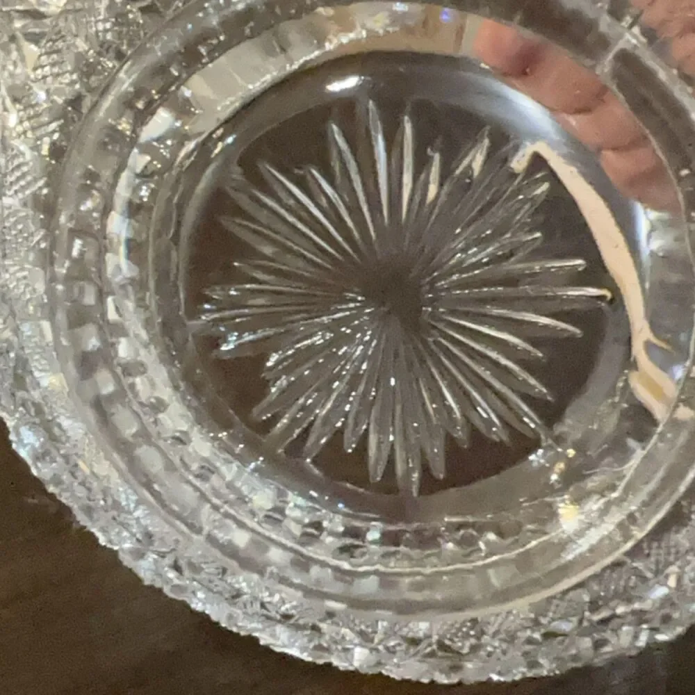 L.E. Smith Clear Cut Glass Decorative Bowl Starburst Sawtooth Rim 6